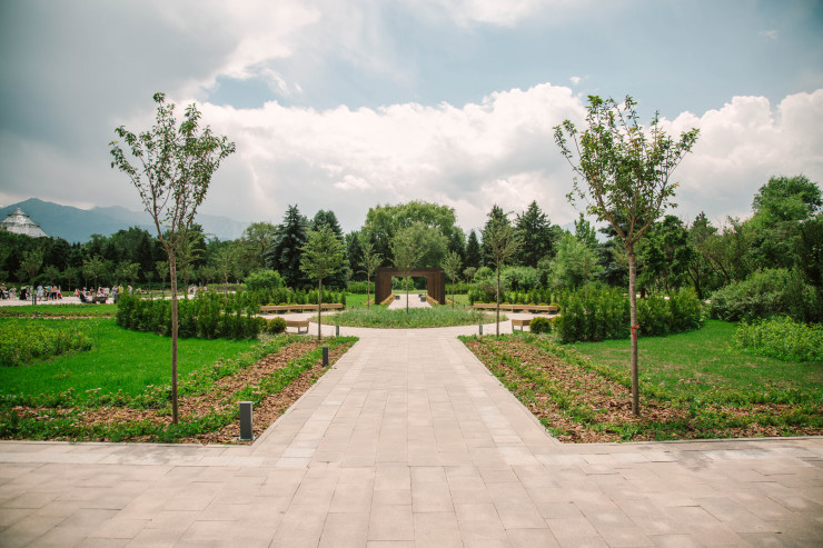 <p>Almaty Botanical Garden (photo by VisitAlmaty)</p>
