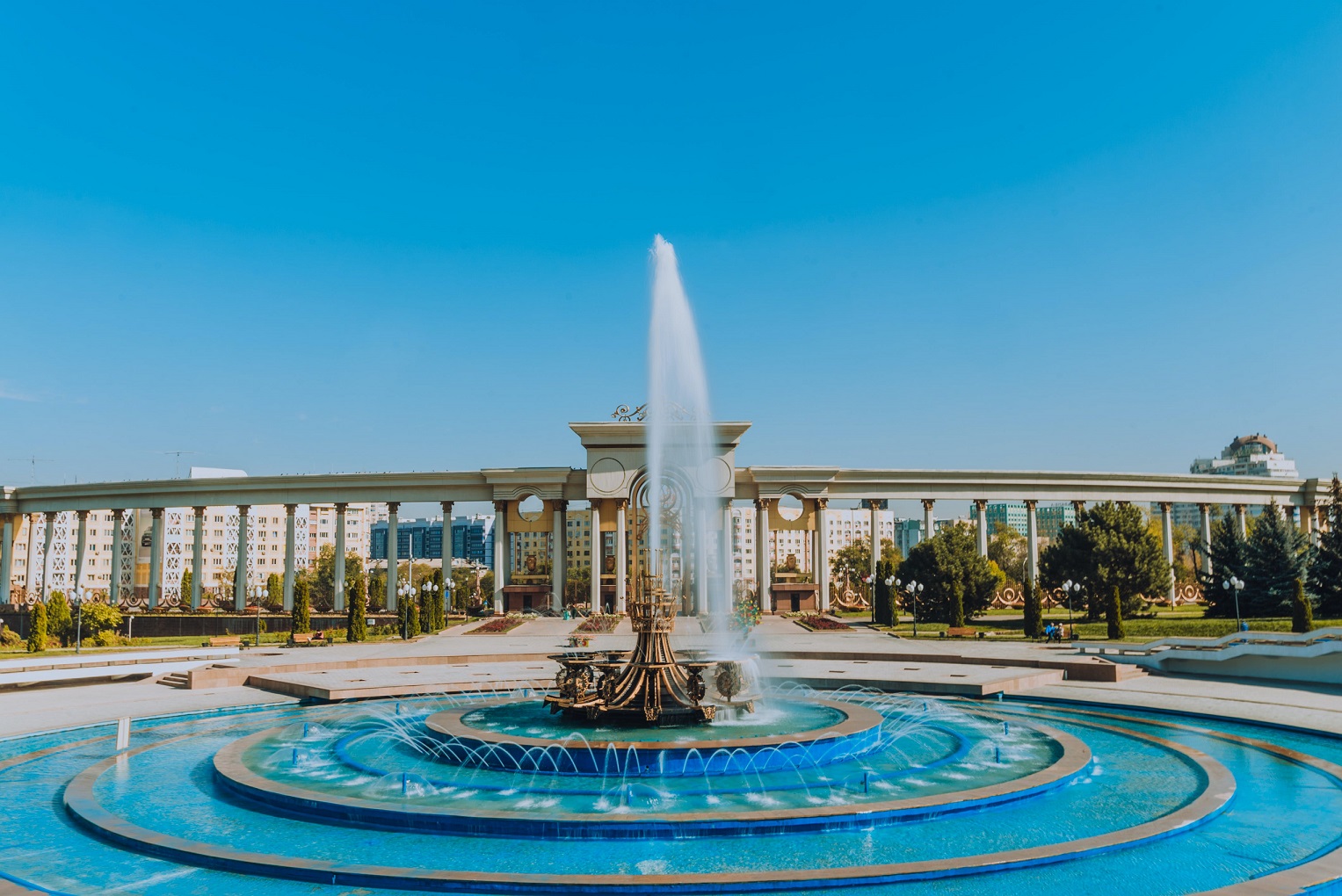 <p>Park of the First President, Almaty (photo https://tengrinews.kz/tengriguide/)</p>
