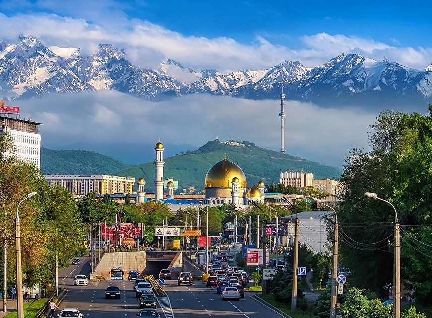 <p>Central Mosque of Almaty, photo by Deonisy Mit</p>
