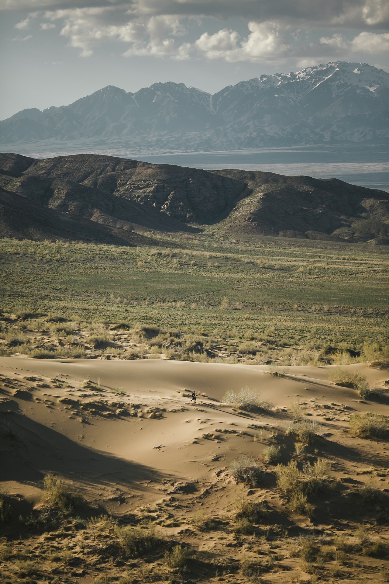 View from Barkhan to Bes-Shatyr and Altyn-Emel barrows